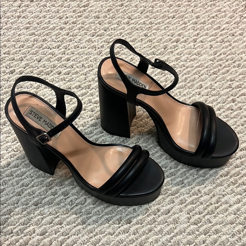 Steve Madden Black Platform Elegance